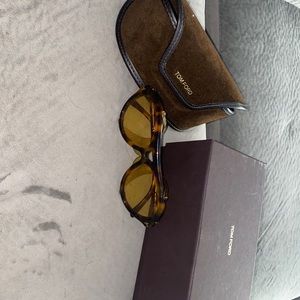 TOM FORD sunglasses 
Style FT0882